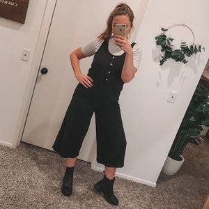 TOPSHOP Trendy Linen Crop Jumpsuit with Buttons